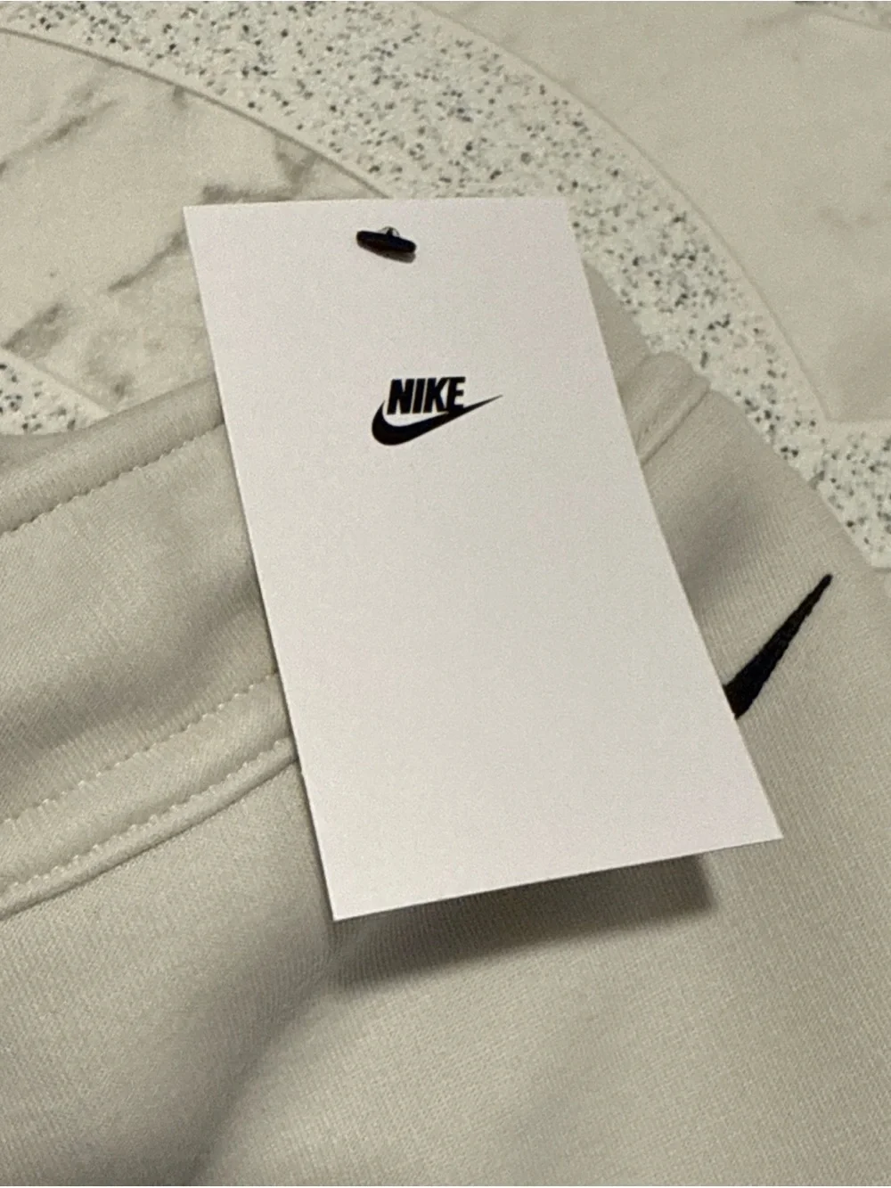 New Nike Tech Fleece Loose-Fit Open Hem Pants Light Bone Mens Size XL HV6541-072